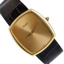  Piaget Emperador 9741 Cushion ultra-thin champagne dial yellow gold 18KT 