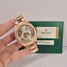 Thumbnail von Rolex Sky-Dweller Full Rose Gold Sundust Dial 42mm Automático Completo