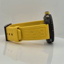 Thumbnail von Breitling Endurance Pro Yellow Edition 44mm Quartz Complete