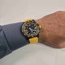 Breitling Endurance Pro Yellow Edition 44mm Quartz Complete