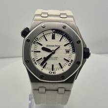Thumbnail von Audemars Piguet Royal Oak Offshore Diver White Edition 42mm Automatic Complete