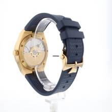 Thumbnail von Vacheron Constantin Overseas Rose Gold Silver Dial
