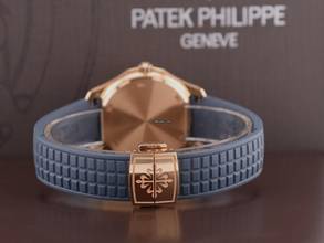 Thumbnail von Patek Philippe Aquanaut 5269r-001 Travel Time Quartz Rose Gold Blue Dial New 2026