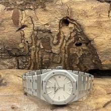 Thumbnail von Audemars Piguet Royal Oak Selfwinding Royal Oak 37 - FULLSET 2017 - Ref. 15450ST.OO.1256ST.01.A
