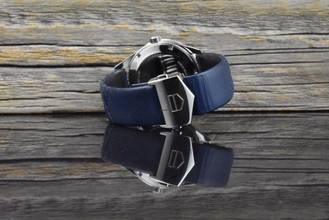 Thumbnail von TAG Heuer Carrera Quartz Blue Dial - Factory Diamond Bezel