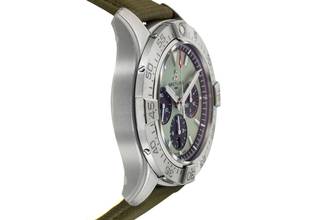 Thumbnail von Breitling Avenger B01 Chronograph 44 Edelstahl Ref. AB0147101L1X1
