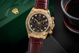 Rolex Daytona Chronograph 18k Gold Black Diamond Dial Ref. 116518 P-Series