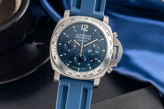  Panerai Luminor Chrono Daylight Chronograph Titan Automatik Herrenuhr PAM00326 