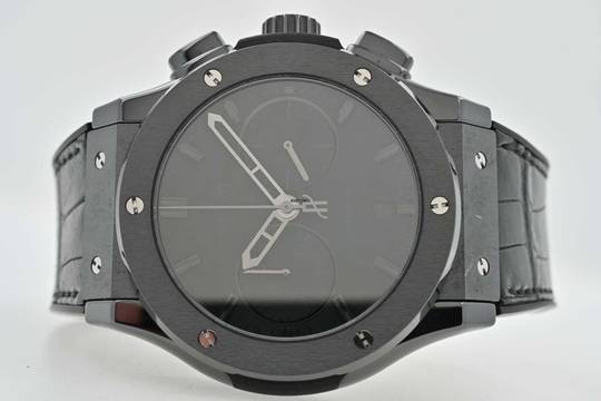 Hublot Classic Fusion Chronograph 521.CM.1110.LR Limited Edition 