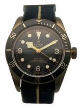 Tudor Black Bay Bronze + 2nd Strap