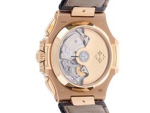 Thumbnail von Patek Philippe Nautilus Ref.5980R-001 2019 Full Set Original unpolished Nautilus 18kt rose gold 174g crocodile leather folding clasp