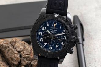 Breitling Avenger Hurricane Chronograph Automatic Ref XB017E4/BF29 B&P 2018