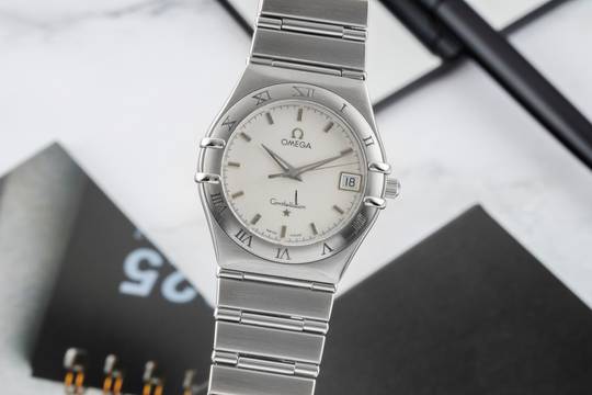  Omega Constellation Quartz Date Edelstahl Quarz Herrenuhr Ref. 1512.30.00 