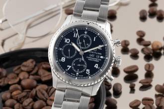 Breitling Navitimer 8 Chronograph Automatic Steel Ref. A13314101B1A1 B&P 2019