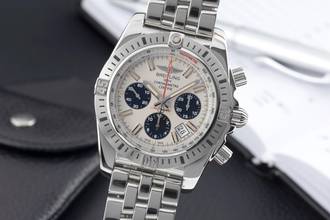 Breitling Chronomat 44 Airborne Chronograph Automatic Ref. AB01154G/G786 B&P