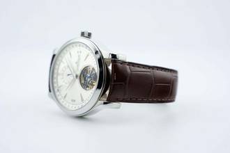 Thumbnail von Jaeger-LeCoultre Master Tourbillon GMT - Q1658420 2011