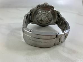 Thumbnail von Breitling Avenger B01 Chronograph 44 Green Line/Box+Papiere/02-2026