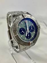 Thumbnail von Breitling Avenger B01 Chronograph 44 Green Line/Box+Papiere/02-2026