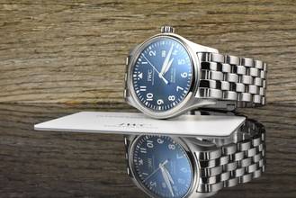 Thumbnail von IWC Pilot's Watch Mark XVIII Le Petit Prince / Blue Dial Automatic Full Set 2017