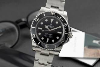 Rolex Submariner (No Date) Steel Automatic Men's Watch Ref. 114060