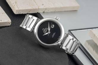 Thumbnail von Omega De Ville Ladymatic Steel Automatic Ladies' Watch Ref. 425.30.34.20.01.001 768.1715
