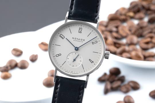  NOMOS Tangente 33 Stahl Handaufzug Herrenuhr Tangente 33 BSH Box & Papiere 2013 