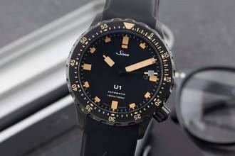 Sinn U1 S E Steel Automatic Men's Watch Ref. 1010.023 Box & Papers 2017