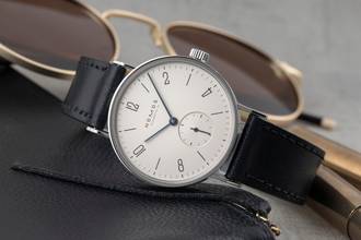 Thumbnail von NOMOS Tangente EXPO 2000 Steel Manual Wind Limited Box and Papers 1998