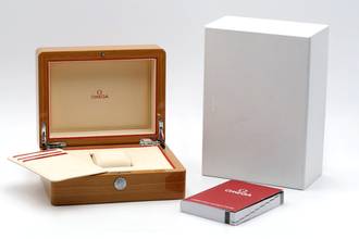 Thumbnail von Omega Seamaster Planet Ocean Steel Automatic Men's Watch 215.30.40.20.01.001 B&P