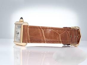 Thumbnail von Cartier Tank Louis Cartier Small Model Yellow Gold 750 2022 W1529856 Gold Ladies