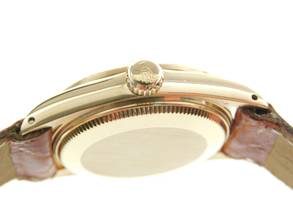 Thumbnail von Rolex Datejust 18 Karat Gelbgold Datejust 31 mm Medium mit Krokoband und original Schließe original Box im Top Zustand von 1977