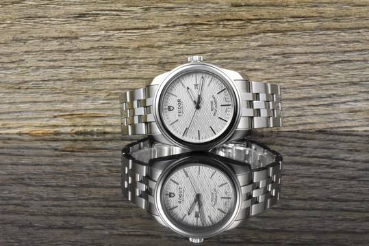 Tudor Glamour Date 53000 Jacquard Silver Dial - Automatik - Medium 