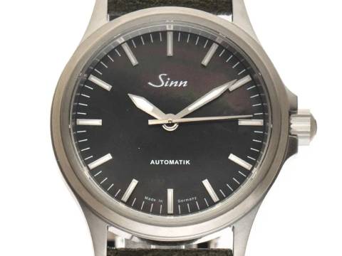  Sinn 556 I Tahiti Perlmutt Ref.556.0105 Bj.2021 Full Set sehr gut Vintage 556 I Tahiti Perlmutt Leder Faltschließe 