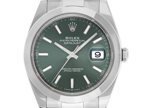  Rolex Datejust 41 Ref.126300 2025 Full Set Ungetragen Datejust Stahl Green Dial Oyster 