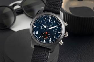  IWC Fliegeruhr Chronograph Top Gun Pilot Chronograph Top Gun Keramik Automatik Herrenuhr Ref. IW388001 B&P 