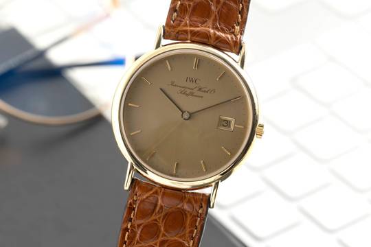 IWC Portofino 18k (0,750) Gold White Dial Quarz Ref. IW333101 Klassiker 