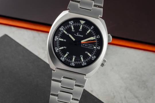  Sinn 240 ST Edelstahl Black Dial Automatik Herrenuhr Ref. 240.010 Box & Papiere 