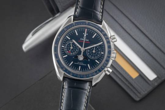  Omega Speedmaster Moonphase Mondphase Chronograph Co-Axial 304.33.44.52.03.001 B&P 