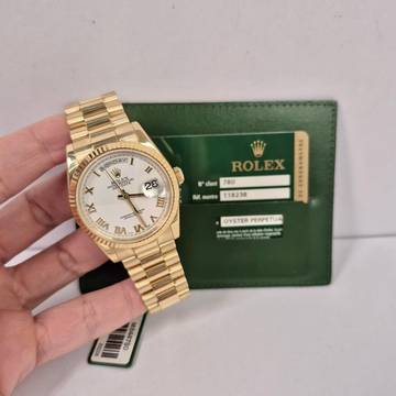  Rolex Day-Date 36 Presidente 36mm Yellow Gold Automático Completo 