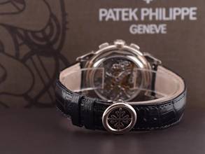 Thumbnail von Patek Philippe Perpetual Calendar Grand Complications 5270g-001 Perpetual Calendar Chronograph Grand White Gold Like New Full Set