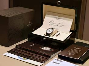 Thumbnail von Patek Philippe Perpetual Calendar Grand Complications 5270g-001 Perpetual Calendar Chronograph Grand White Gold Like New Full Set