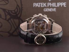 Thumbnail von Patek Philippe Perpetual Calendar Grand Complications 5270g-001 Perpetual Calendar Chronograph Grand White Gold Like New Full Set