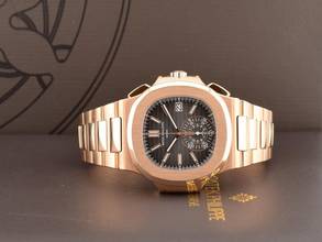 Patek Philippe Nautilus 5980/1R - Like New Full Set Service Patek