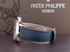 Thumbnail von Patek Philippe World Time Complicazioni World Time 5130g White Gold Silver Dial - Like New Full Set