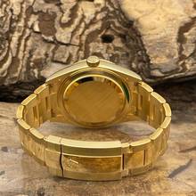 Thumbnail von Rolex Sky-Dweller Sky-Dweller - Gelbgold - UNGETRAGEN - FULLSET 2023 - Ref. 336938 stickers on case and caseback
