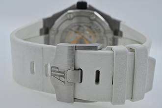 Thumbnail von Audemars Piguet Royal Oak Offshore Diver Silver Dial 15710ST.OO.A002CA.02