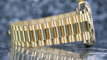 Thumbnail von Rolex Day-Date 40 Yellowgold Black Baguette 228238 - Fullset 2020