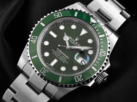  Rolex Submariner Date LV Hulk Ref.116610LV 2017 LC 100 Full Set wie Neu Vintage Submariner Date LV Hulk Oyster Armband 