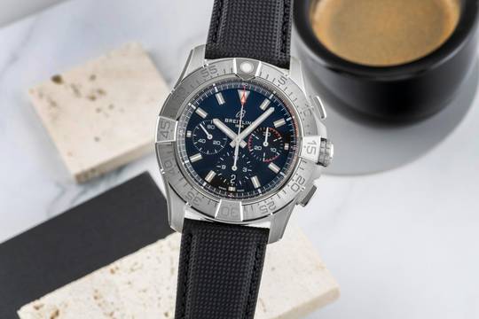  Breitling Super Avenger B01 Chronograph 46 Titan Automatik Ref EB0148101B1X1 B&P 