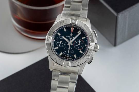  Breitling Avenger B01 Chronograph Stahl Automatik Ref AB0146101B1A1 